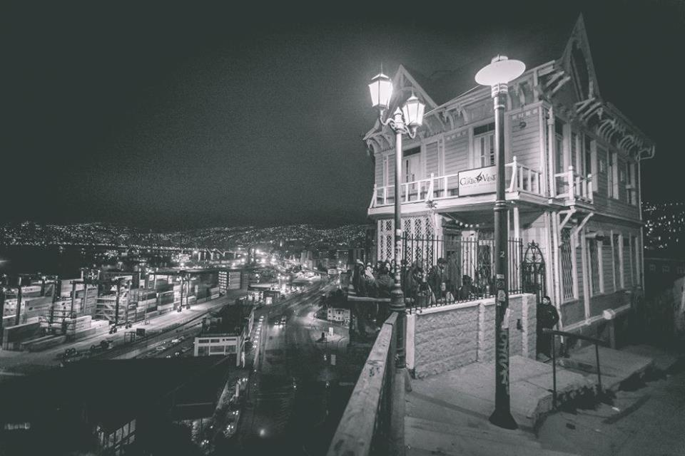 ホテルCasa Cuatro Vientos ヴァルパライソ エクステリア 写真